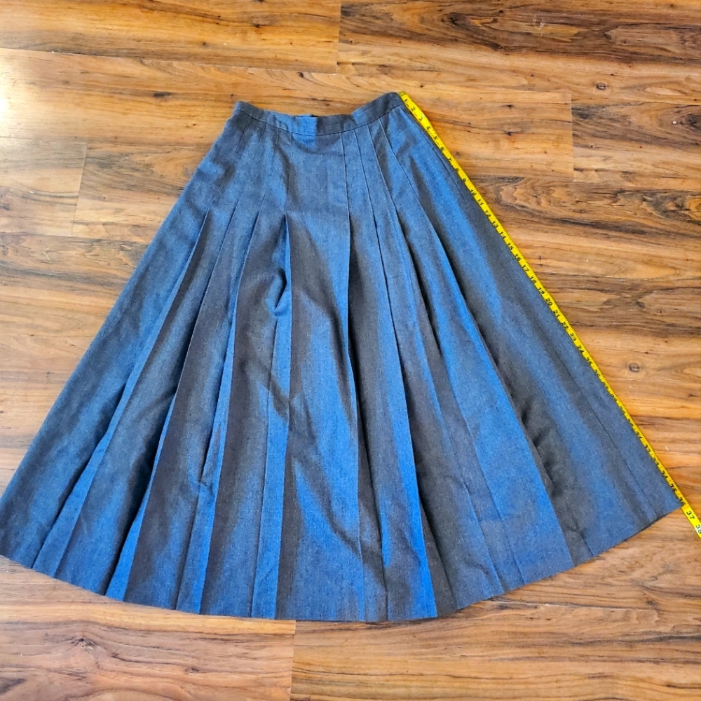 Country shop Marshall fields pioneer pleated high waist skirt flannel vintage 90